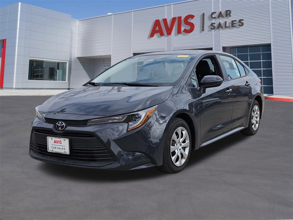 2025 Toyota Corolla LE FWD