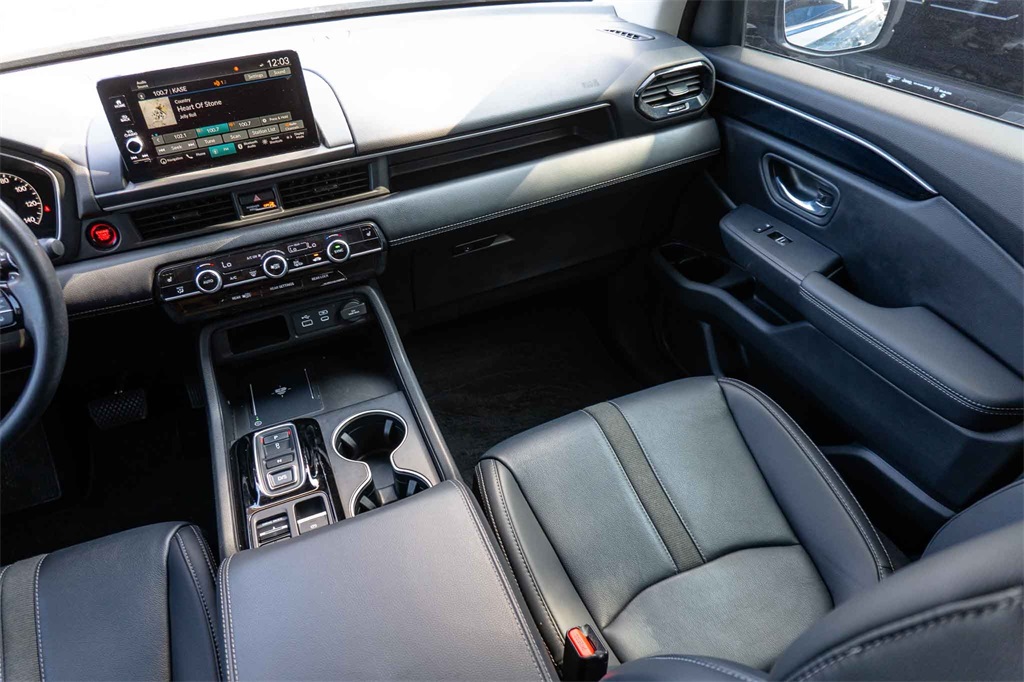 Used Car 2023 Honda Pilot  Touring For Sale Under $40,000 In San Marcos, Texas