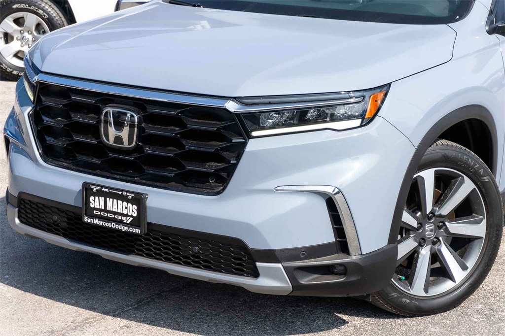 Used Car 2023 Honda Pilot  Touring For Sale Under $40,000 In San Marcos, Texas