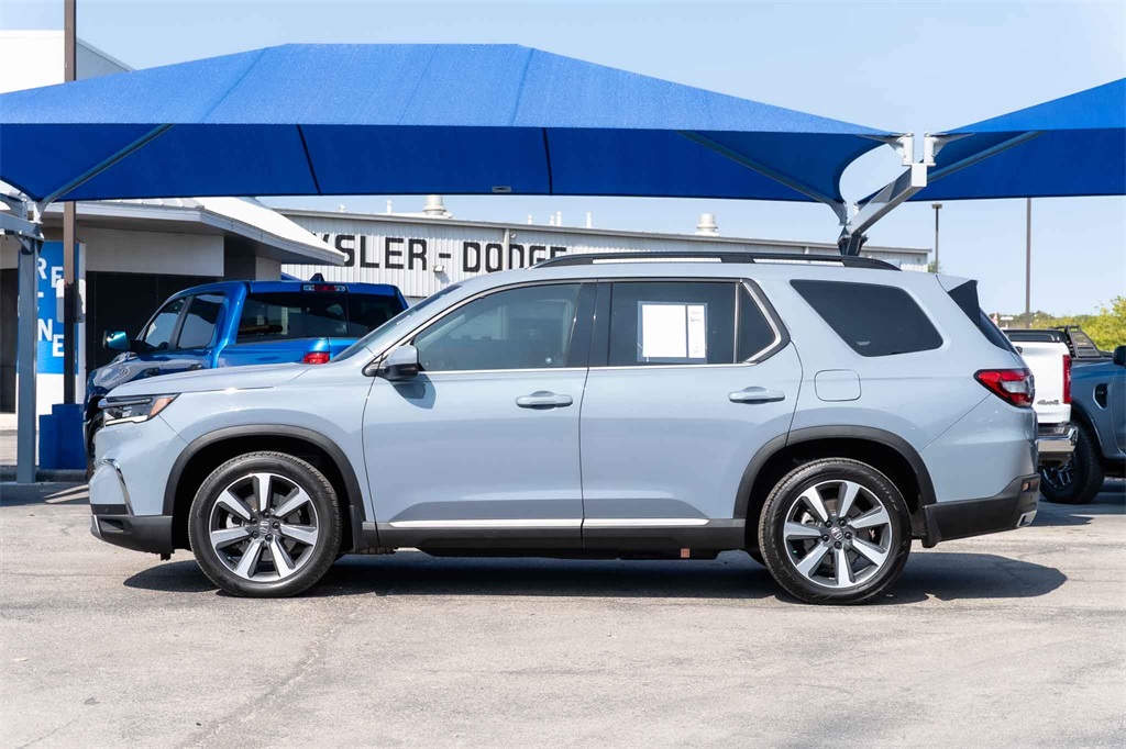 Used Car 2023 Honda Pilot  Touring For Sale Under $40,000 In San Marcos, Texas
