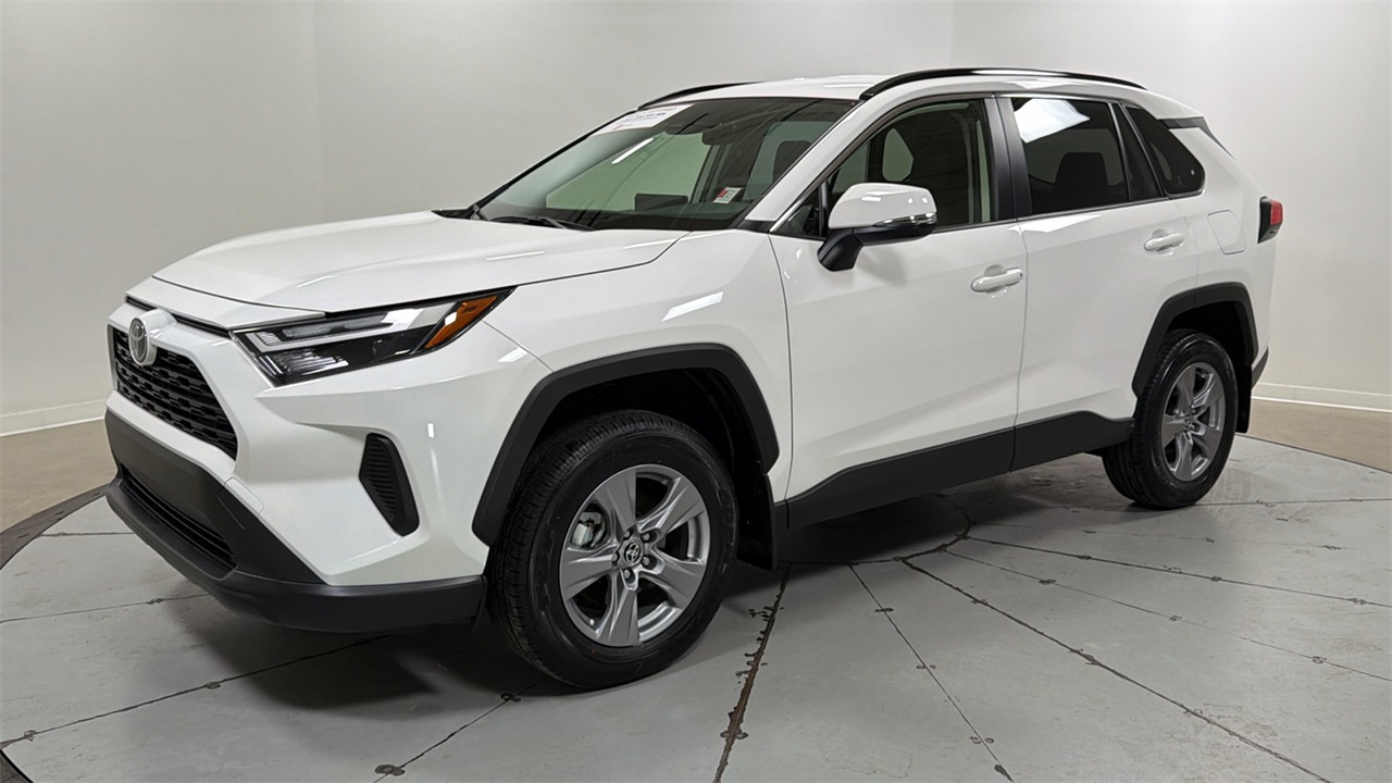 2025 Toyota RAV4 XLE AWD