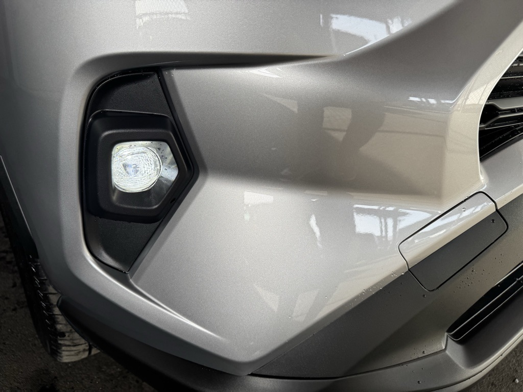 Thumbnail: 2025 Toyota RAV4 - 12