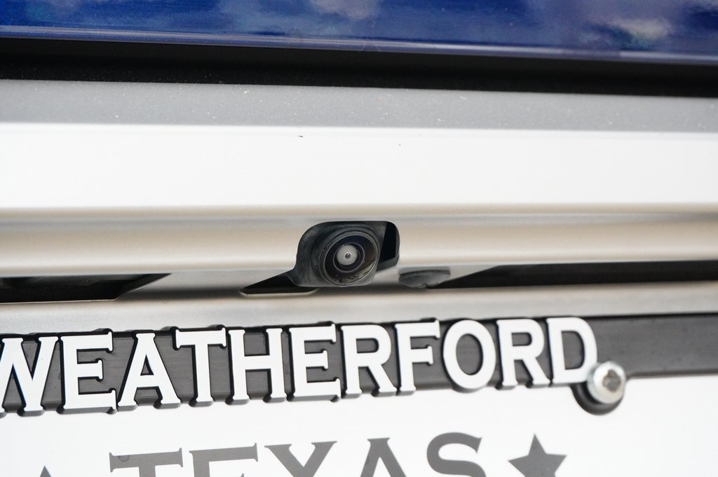 Used Car 2022 Nissan Pathfinder  Platinum For Sale Under $35,000 In Weatherford, Texas