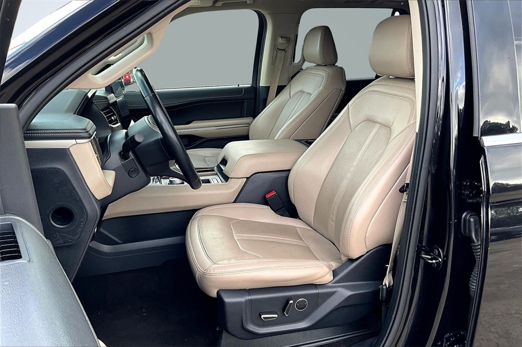 2023 Ford Expedition Max Limited Black at Toyota of Victoria