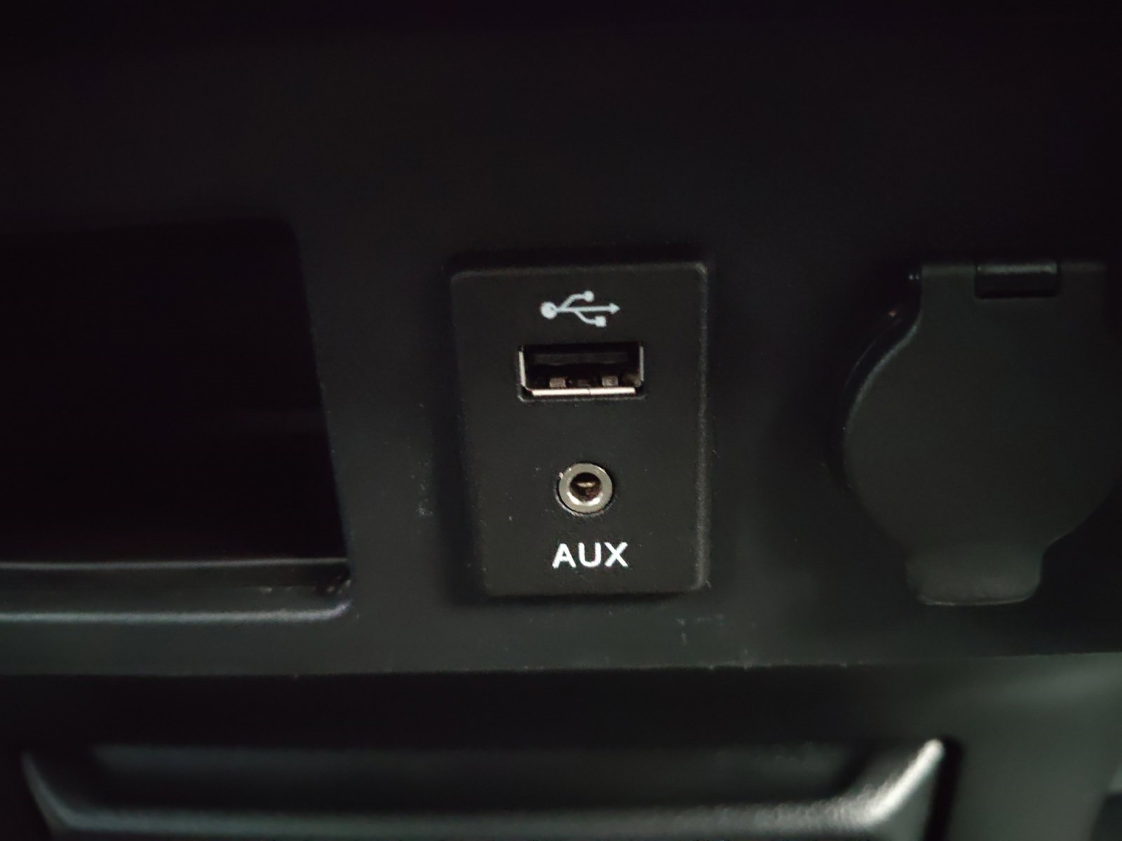 Used Car 2018 Nissan Titan  Sv For Sale Under $25,000 In San Antonio, Texas