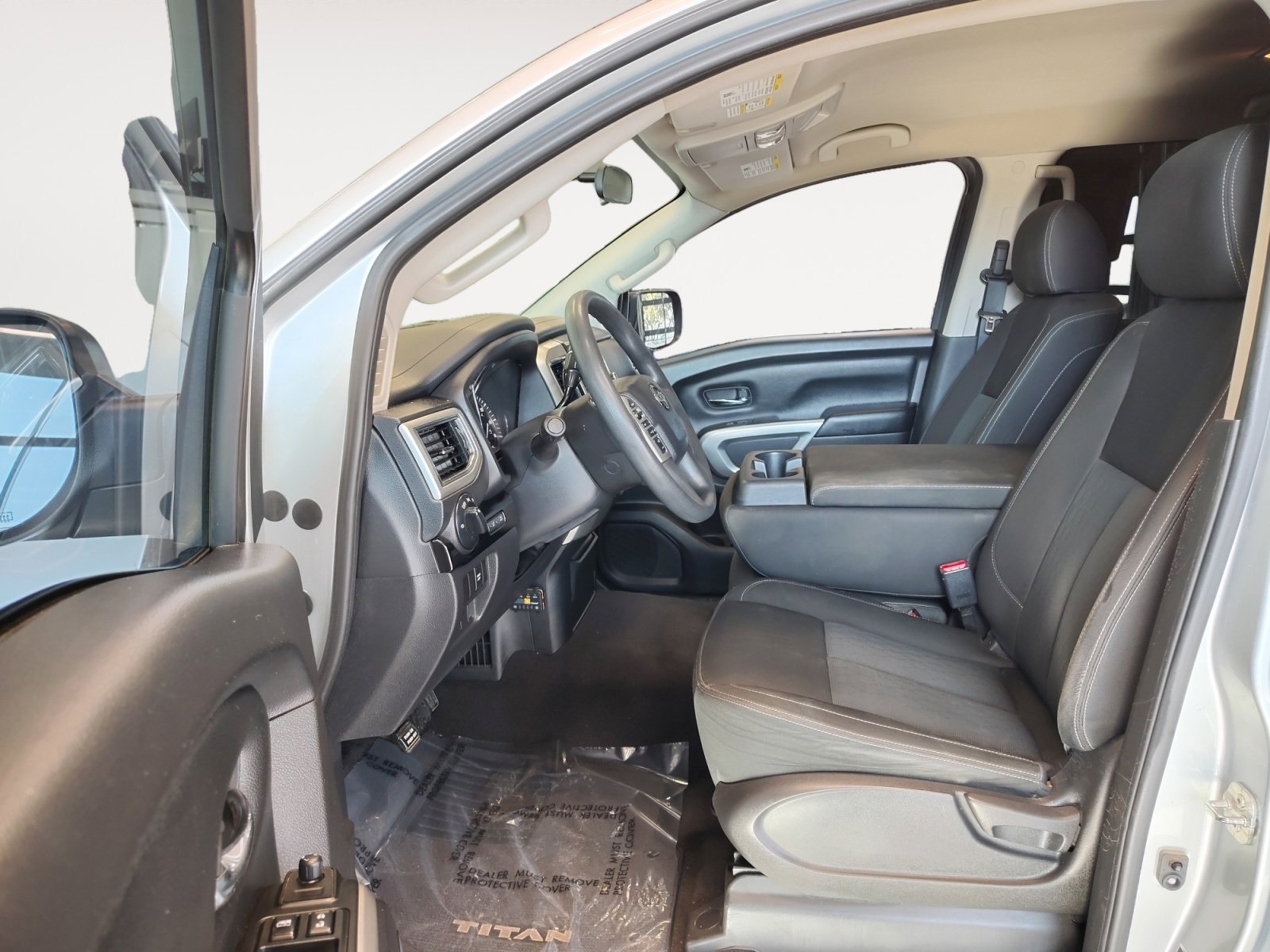 Used Car 2018 Nissan Titan  Sv For Sale Under $25,000 In San Antonio, Texas