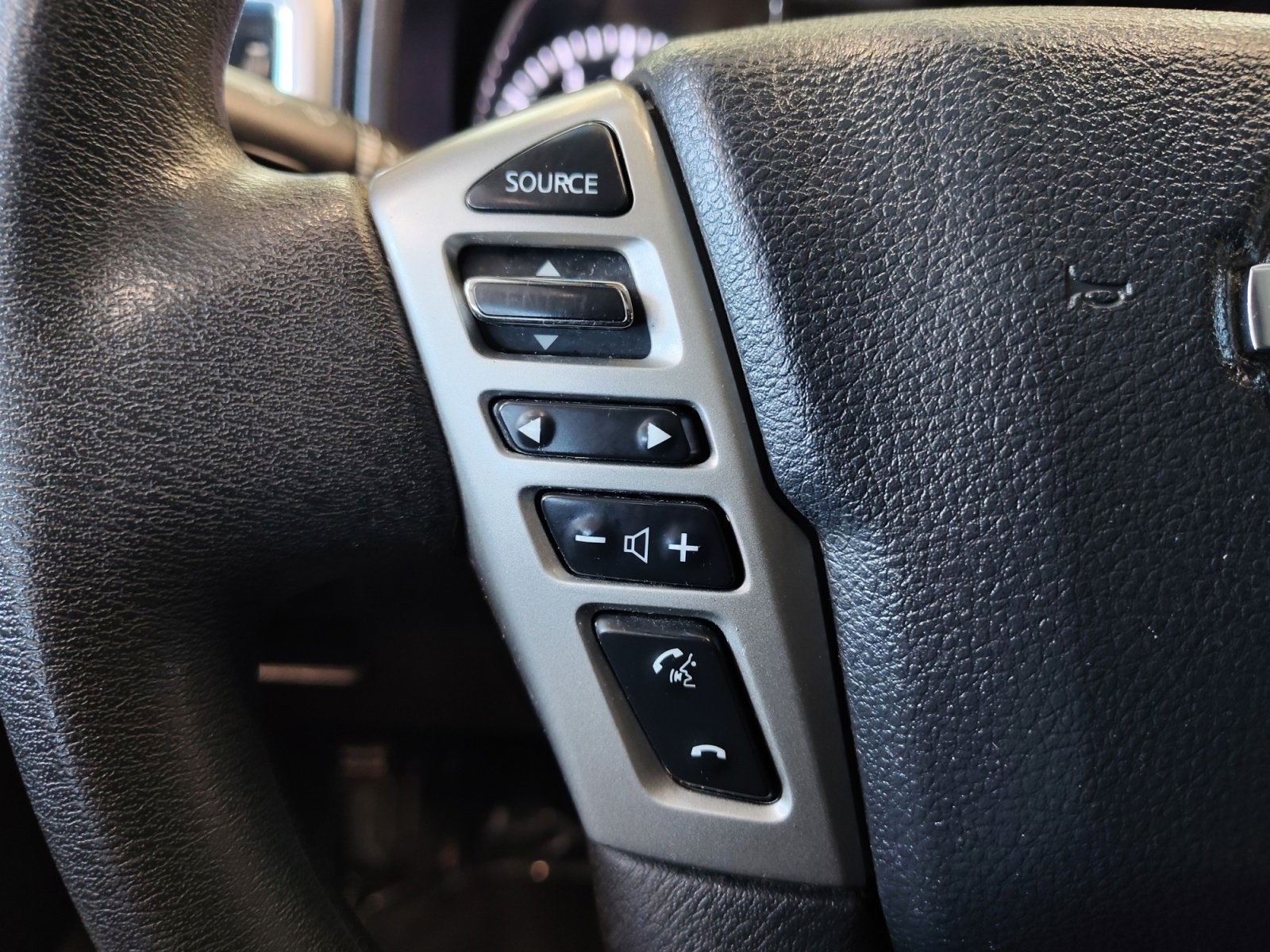 Used Car 2018 Nissan Titan  Sv For Sale Under $25,000 In San Antonio, Texas