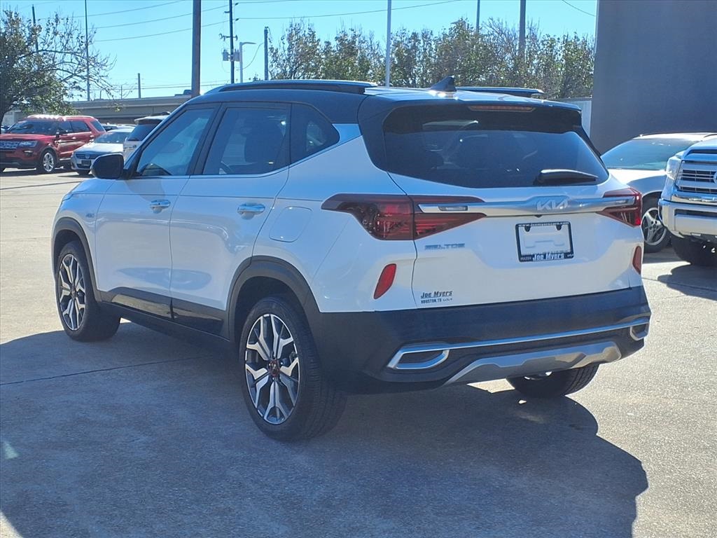 2023 Kia Seltos SX White at Bayshore Chrysler Jeep Dodge Ram
