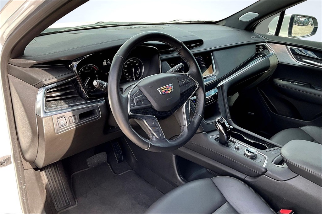 2023 Cadillac XT5 Premium Luxury White at Tom Peacock Cadillac