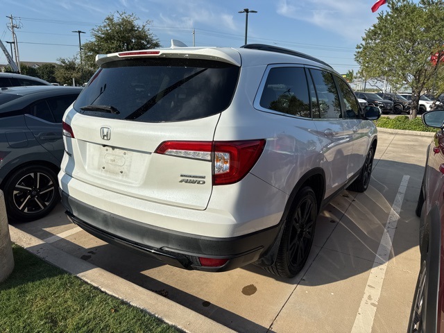 2021 Honda Pilot Special Edition photo 3