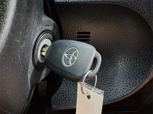 2019 Toyota Corolla L - 10