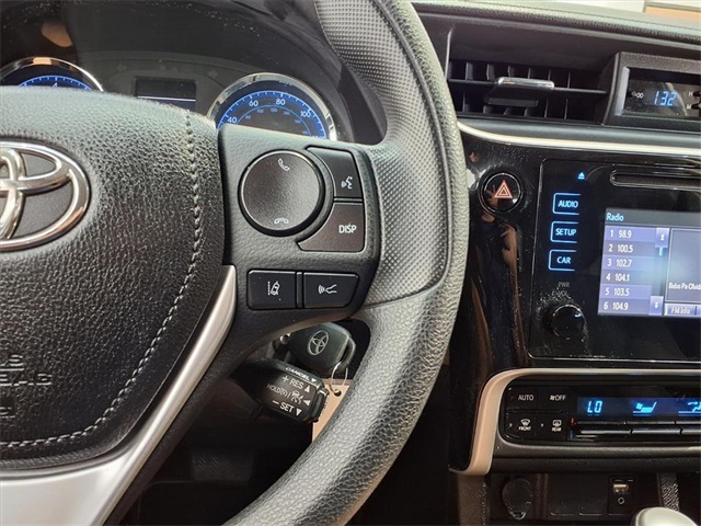 2019 Toyota Corolla L - 8