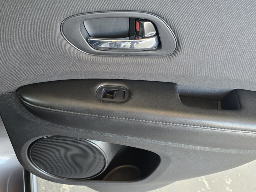 Thumbnail: 2021 Honda HR-V - 32