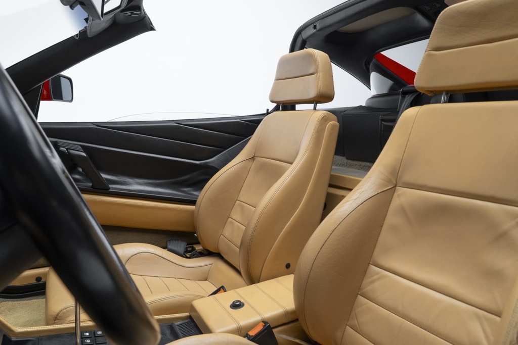 1990 Ferrari 348 - Thumbnail 3