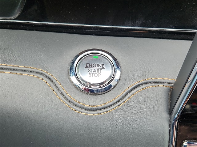 Used Car 2023 Lincoln Navigator  Black Label For Sale Under $70,000 In Plainview, Texas