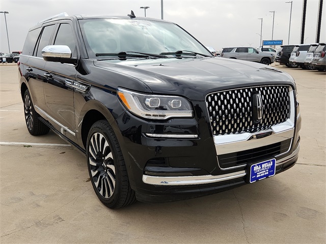 Used Car 2023 Lincoln Navigator  Black Label For Sale Under $70,000 In Plainview, Texas