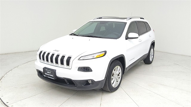 2017 Jeep Cherokee Latitude White at Gullo Toyota