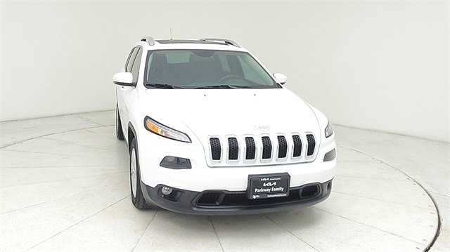 2017 Jeep Cherokee Latitude White at Gullo Toyota