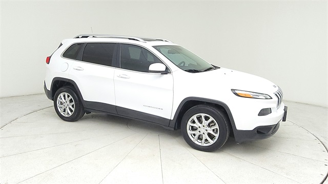 2017 Jeep Cherokee Latitude White at Gullo Toyota