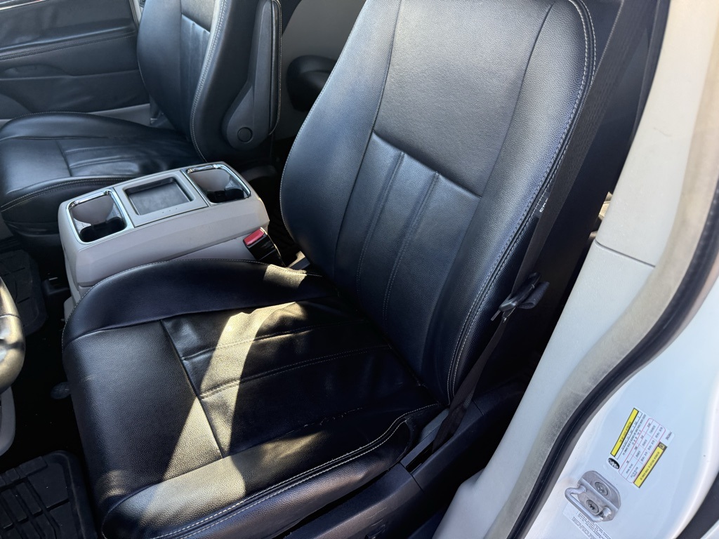 2013 Chrysler Town & Country Touring White at Joe Myers Mazda Kia