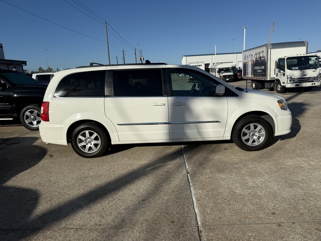 2013 Chrysler Town & Country Touring White at Joe Myers Mazda Kia