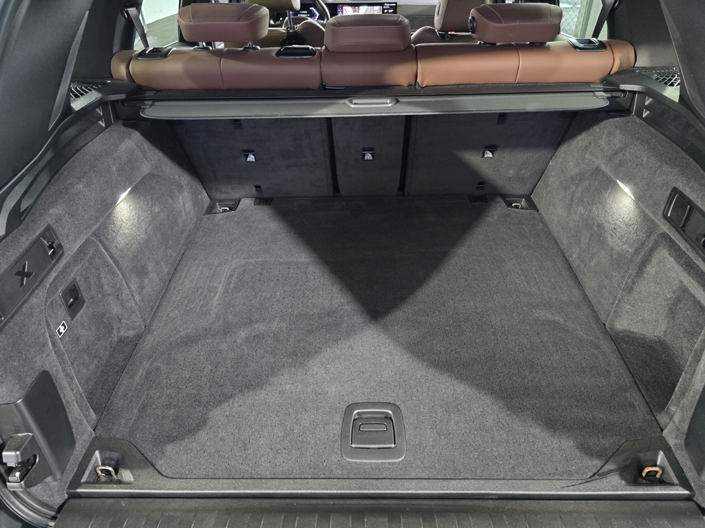 Thumbnail: 2025 BMW X5 - 28