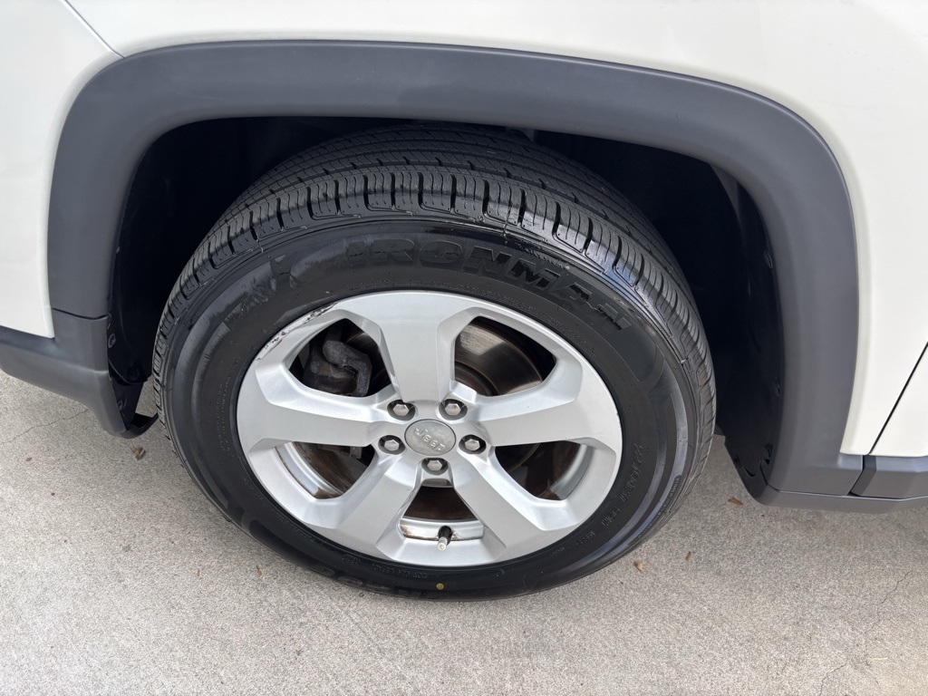 Used Car 2018 Jeep Compass  Latitude For Sale Under $15,000 In Austin, Texas