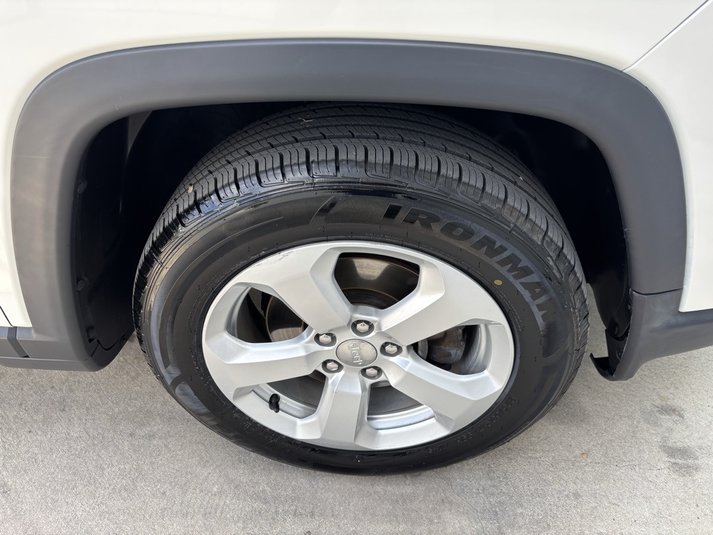 Used Car 2018 Jeep Compass  Latitude For Sale Under $15,000 In Austin, Texas