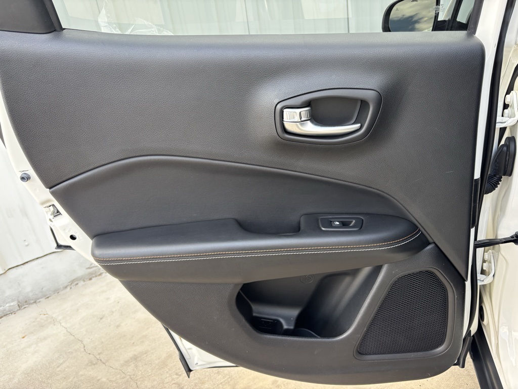 Used Car 2018 Jeep Compass  Latitude For Sale Under $15,000 In Austin, Texas