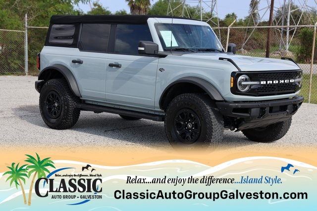 2022 Ford Bronco Wildtrak Green at Legacy Ford