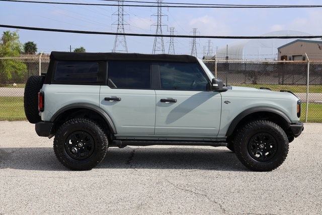 2022 Ford Bronco Wildtrak Green at Legacy Ford