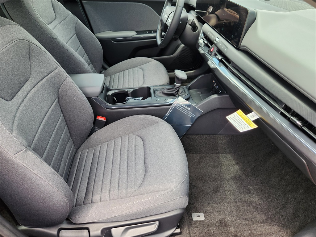 2025 Kia K4 EX - 9