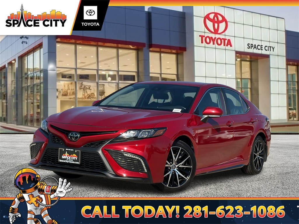 2023 Toyota Camry SE Nightshade FWD