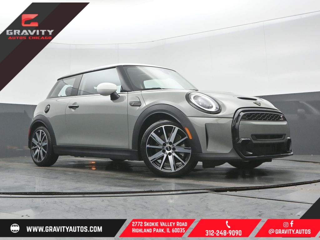 2023 MINI Cooper S Base's photo