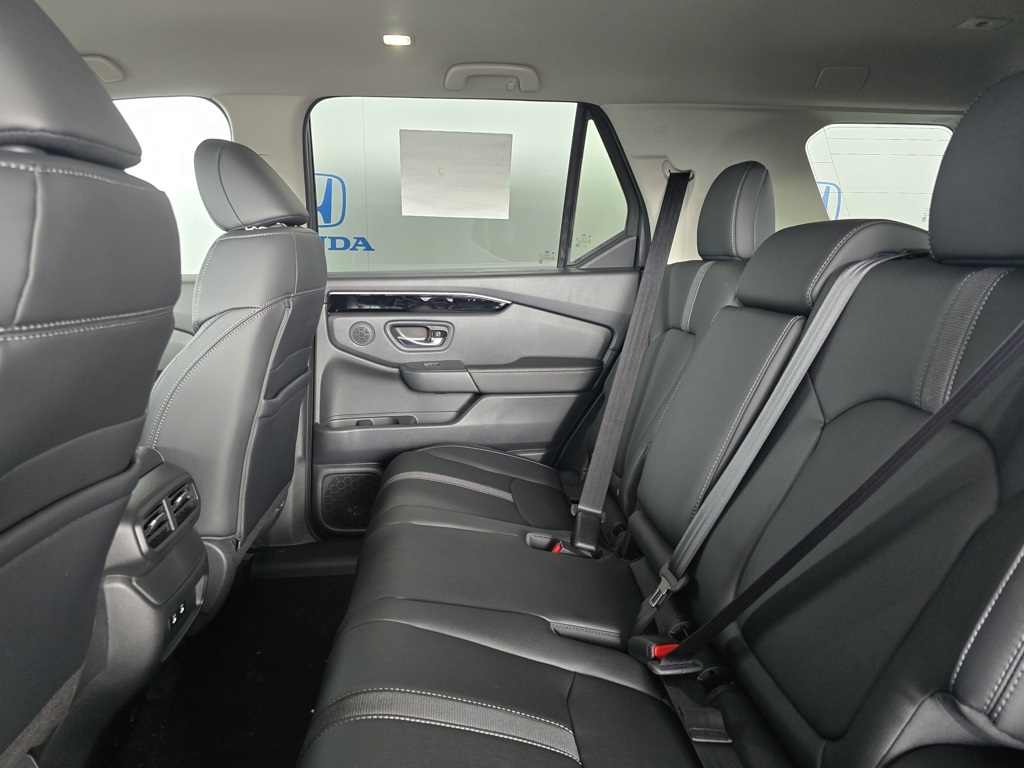 Thumbnail: 2026 Honda Passport - 16