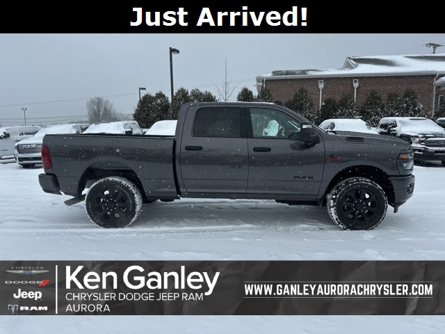 2025 RAM 2500 Big Horn Crew Cab 4WD