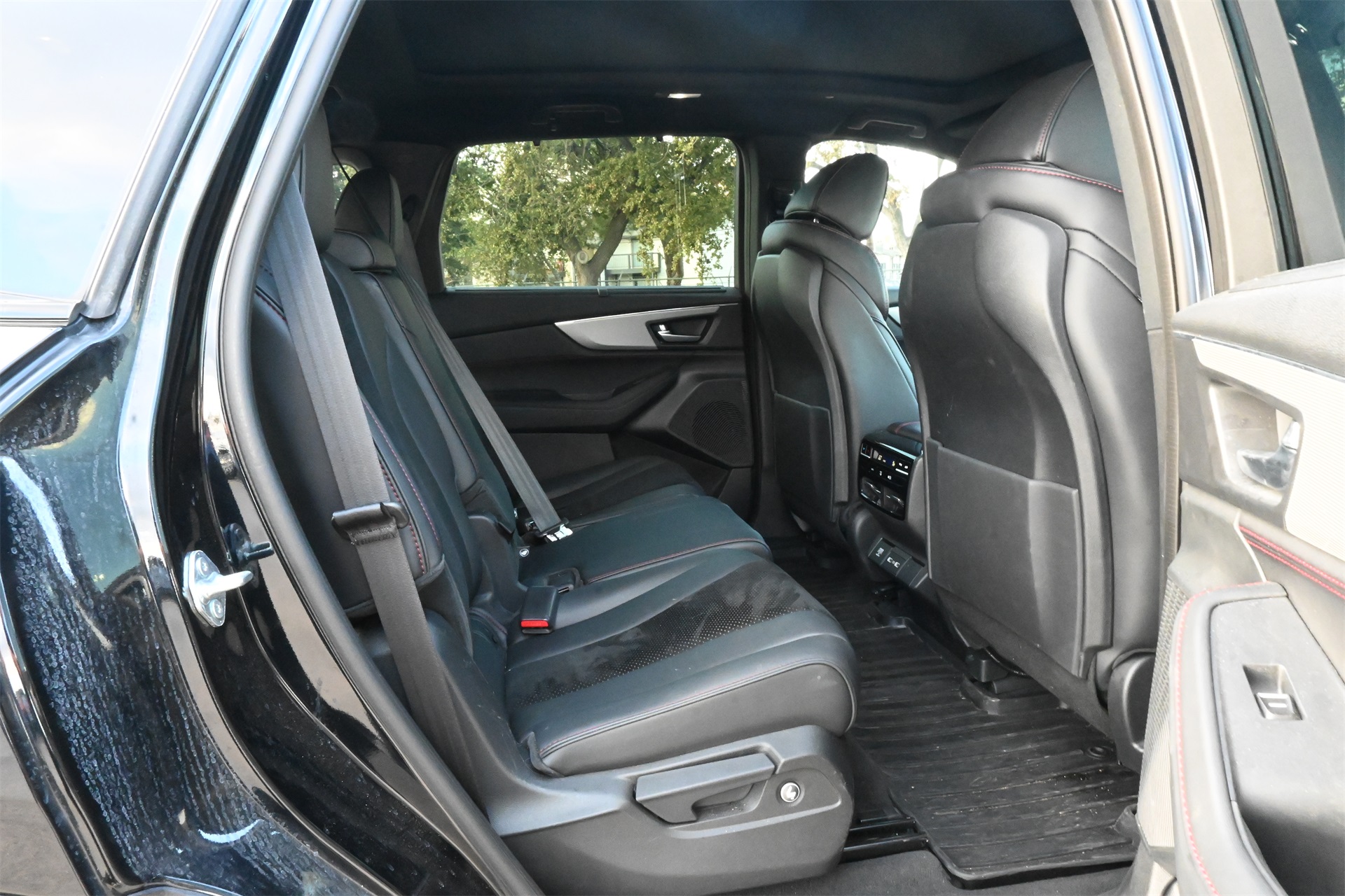 2023 Acura MDX A-Spec Black at AutoSavvy Houston Northwest