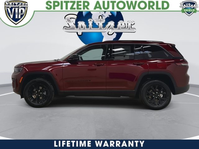 View vehicle photo 3