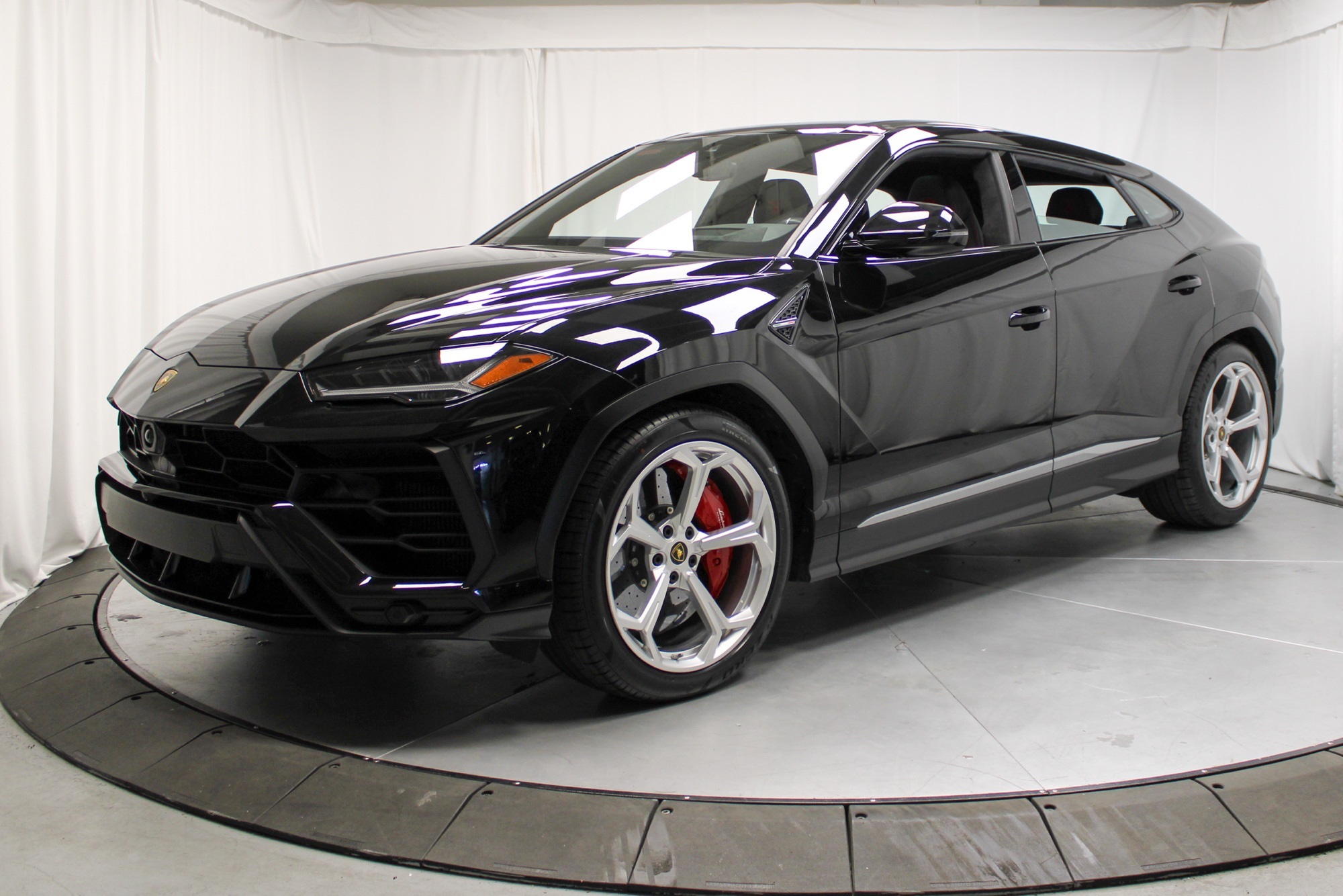 /2021 Lamborghini Urus