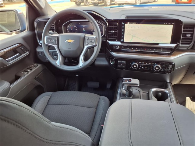 2026 Chevrolet Silverado 1500 LT photo 4