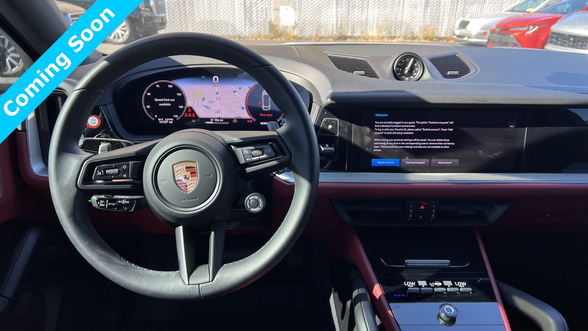 2024 Porsche Cayenne Base photo 10