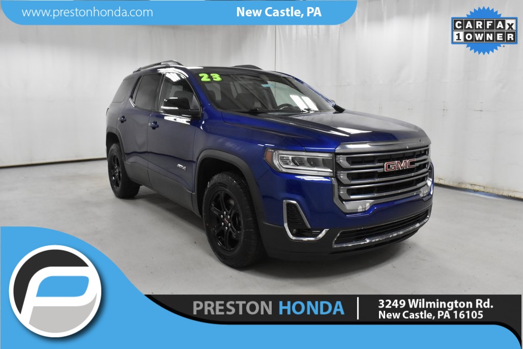 2023 GMC Acadia AT4's photo