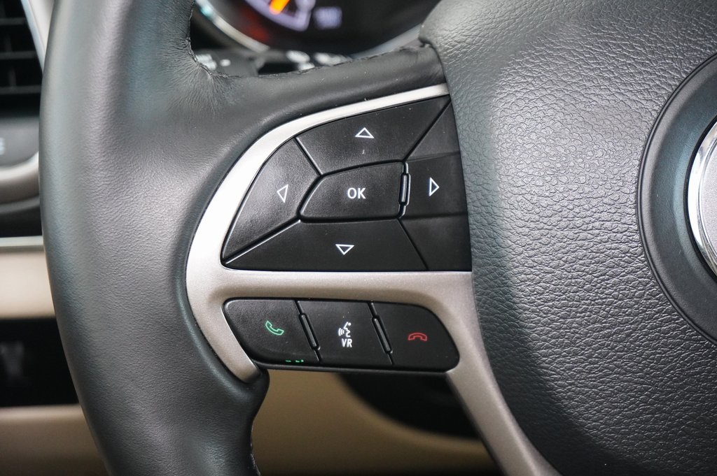 Used Car 2021 Jeep Grand Cherokee  Limited For Sale Under $25,000 In Weatherford, Texas