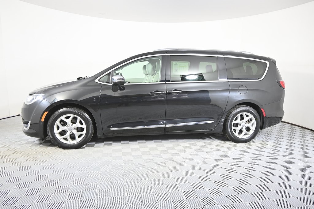 Used 2020 Chrysler Pacifica Limited with VIN 2C4RC1GG1LR150684 for sale in Forest Lake, Minnesota