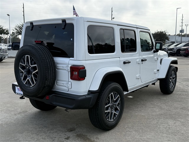 2025 Jeep Wrangler Sahara - 3