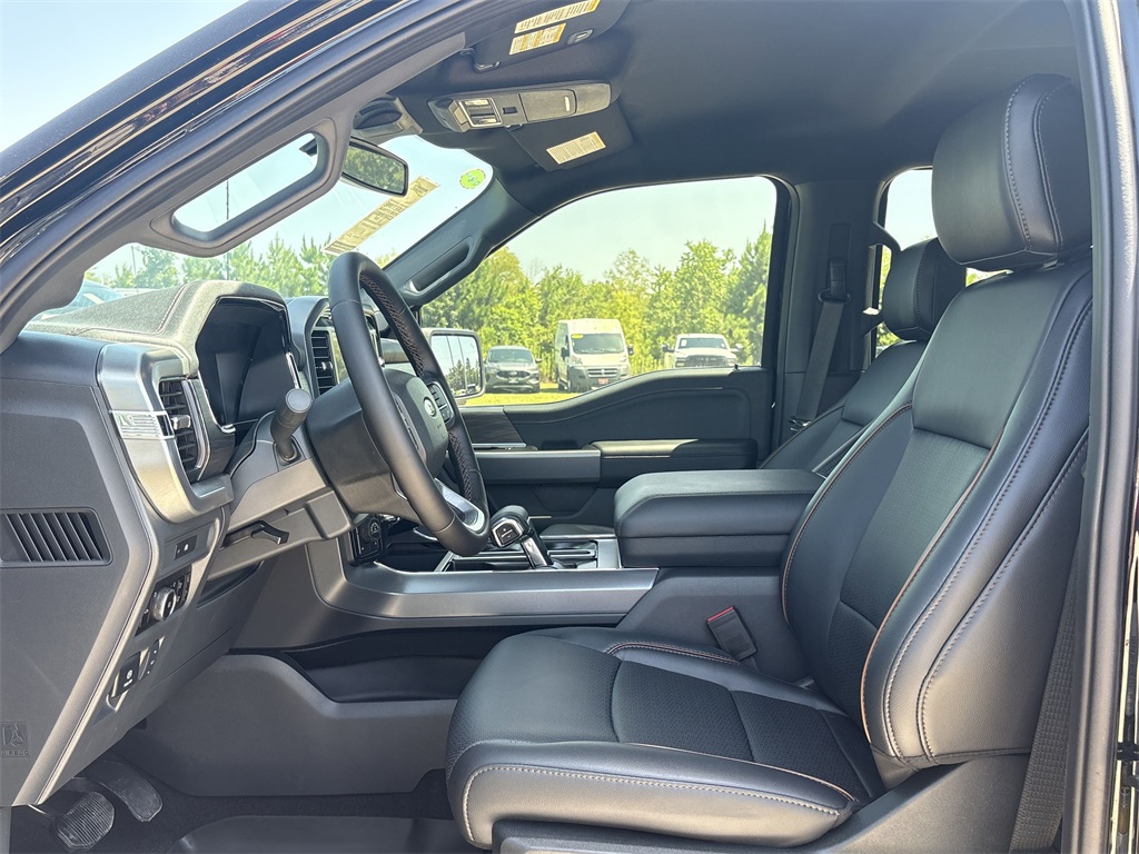 2025 Ford F-150 Lariat - 10