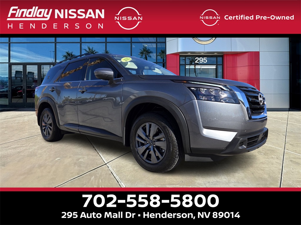2025 Nissan Pathfinder SV