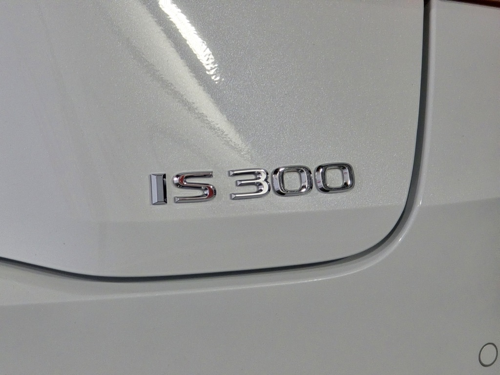 Thumbnail: 2024 Lexus IS - 11