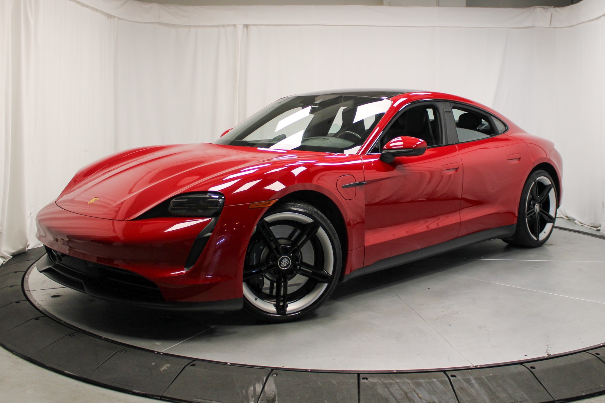 /2023 Porsche Taycan