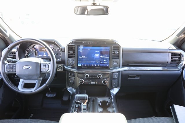 2022 Ford F-150 XLT - 11